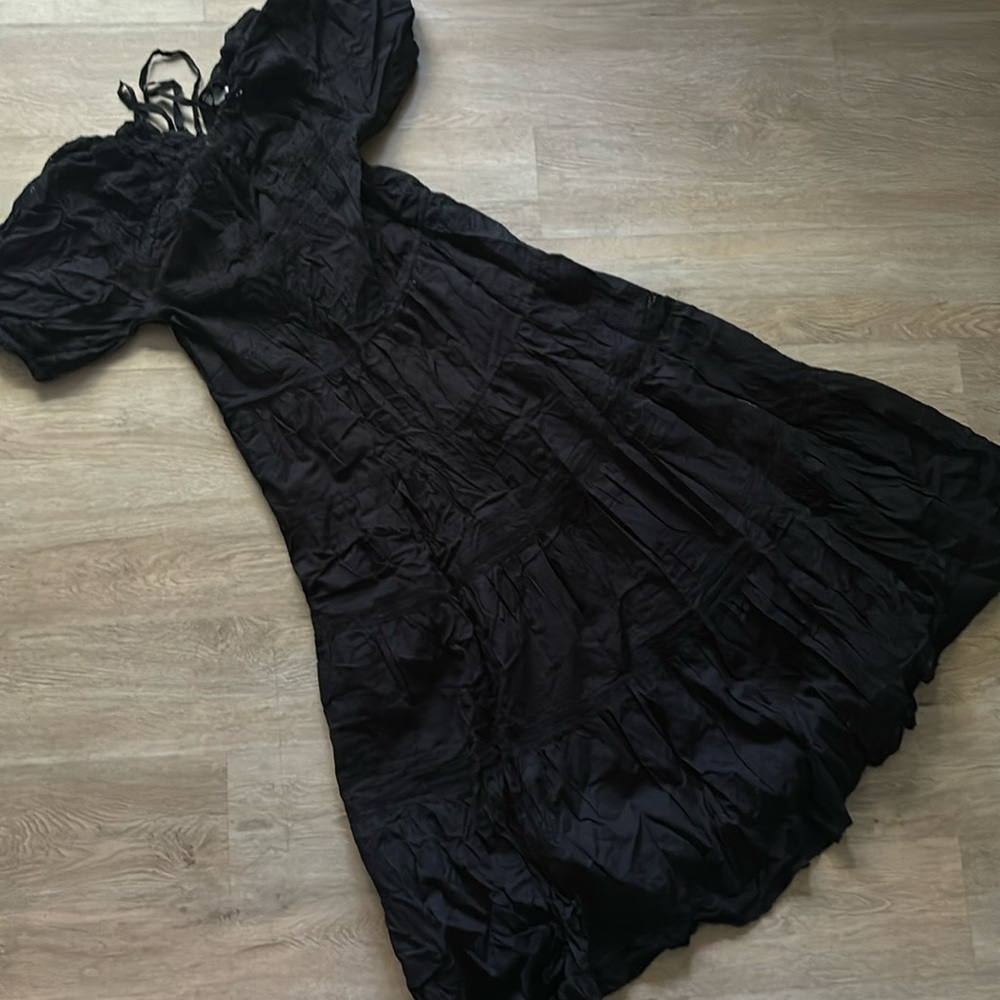 The great black prairie dress